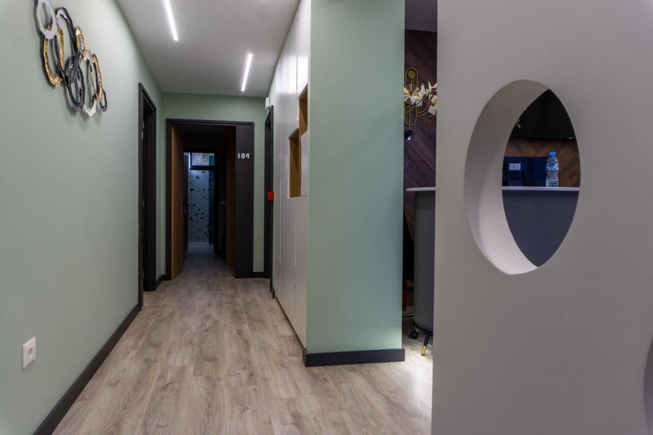 Hotel Morfeus Durres Bagian luar foto